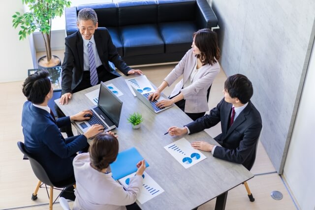 生産性を高める事務所のレイアウトと動線