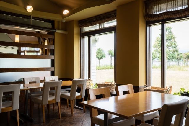 綺麗な店舗の内装